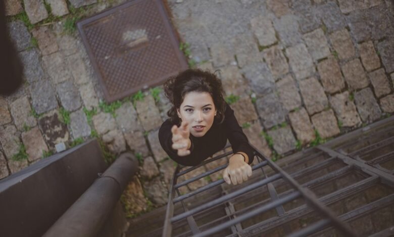 stellar ladder engagement process